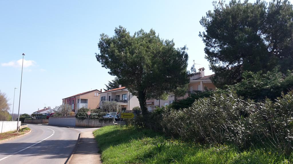 Apartments Henc Novigrad Istria Exteriér fotografie